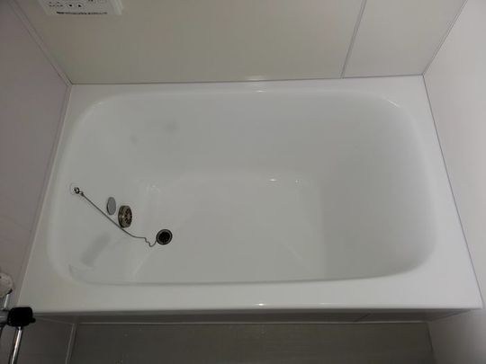 【新品未使用】カラーステンレス浴槽 浴槽 – JFE建材株式会社